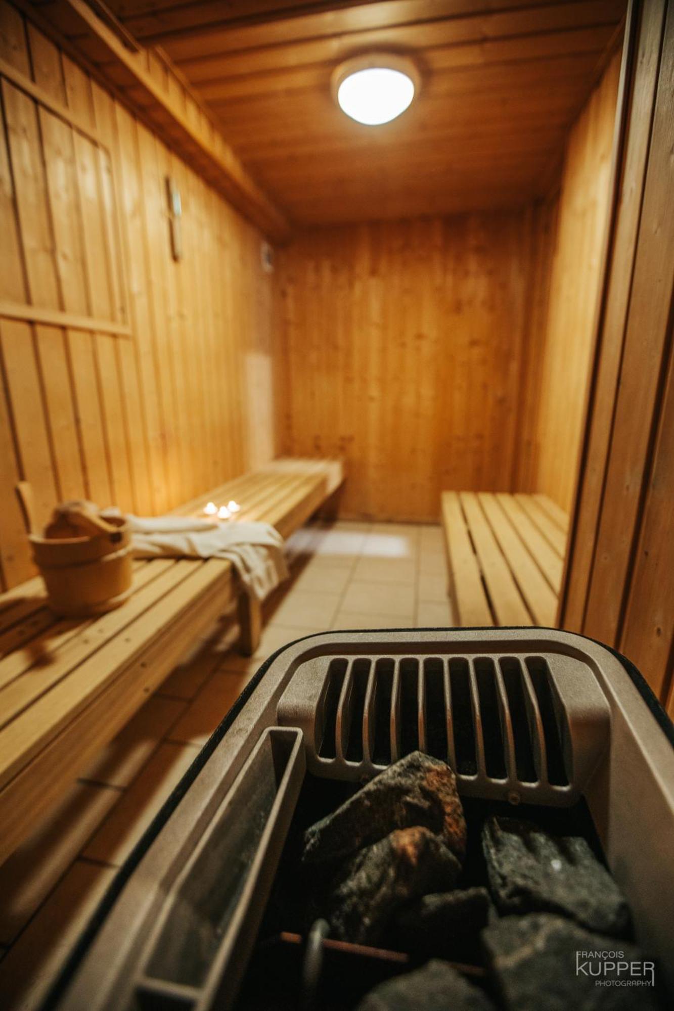 فيلا Le Noir Flohay 30 Pers - Malmedy, Vue, Wellness المظهر الخارجي الصورة